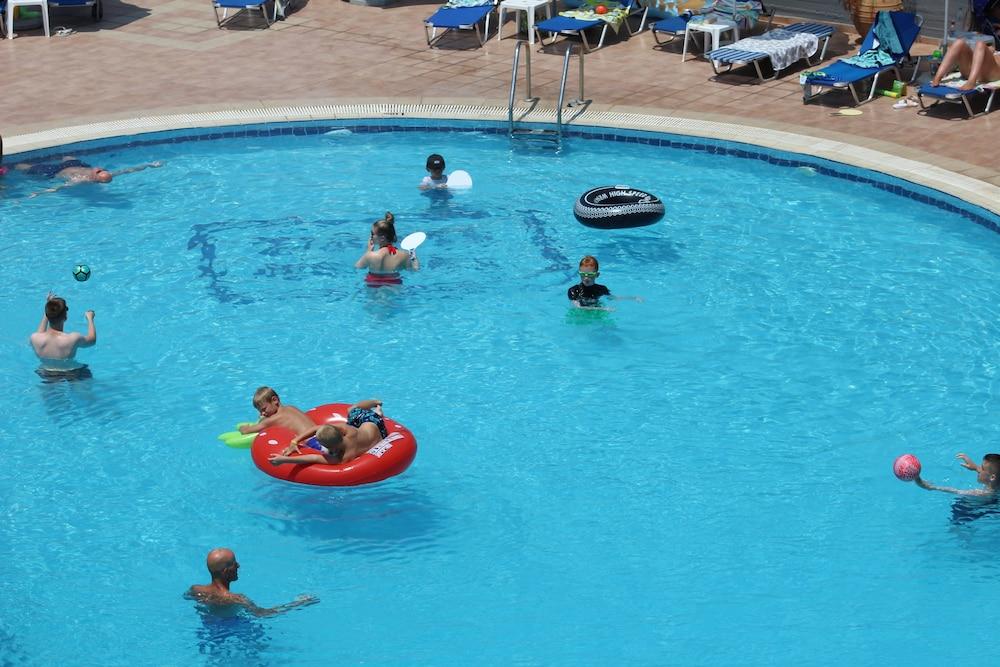 Hotel Ziakis Pefki Buitenkant foto