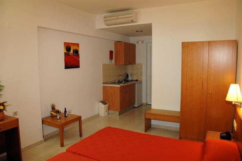 Hotel Ziakis Pefki Buitenkant foto